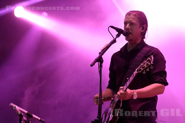 INTERPOL - 2015-08-29 - SAINT CLOUD - Domaine National - Grande Scene - 